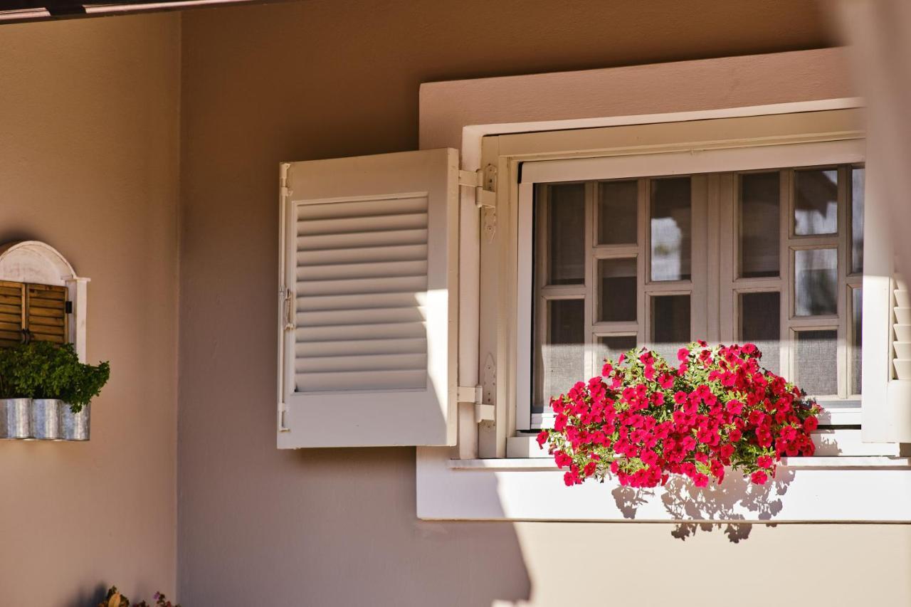 Villa Doreta Roda  Dış mekan fotoğraf