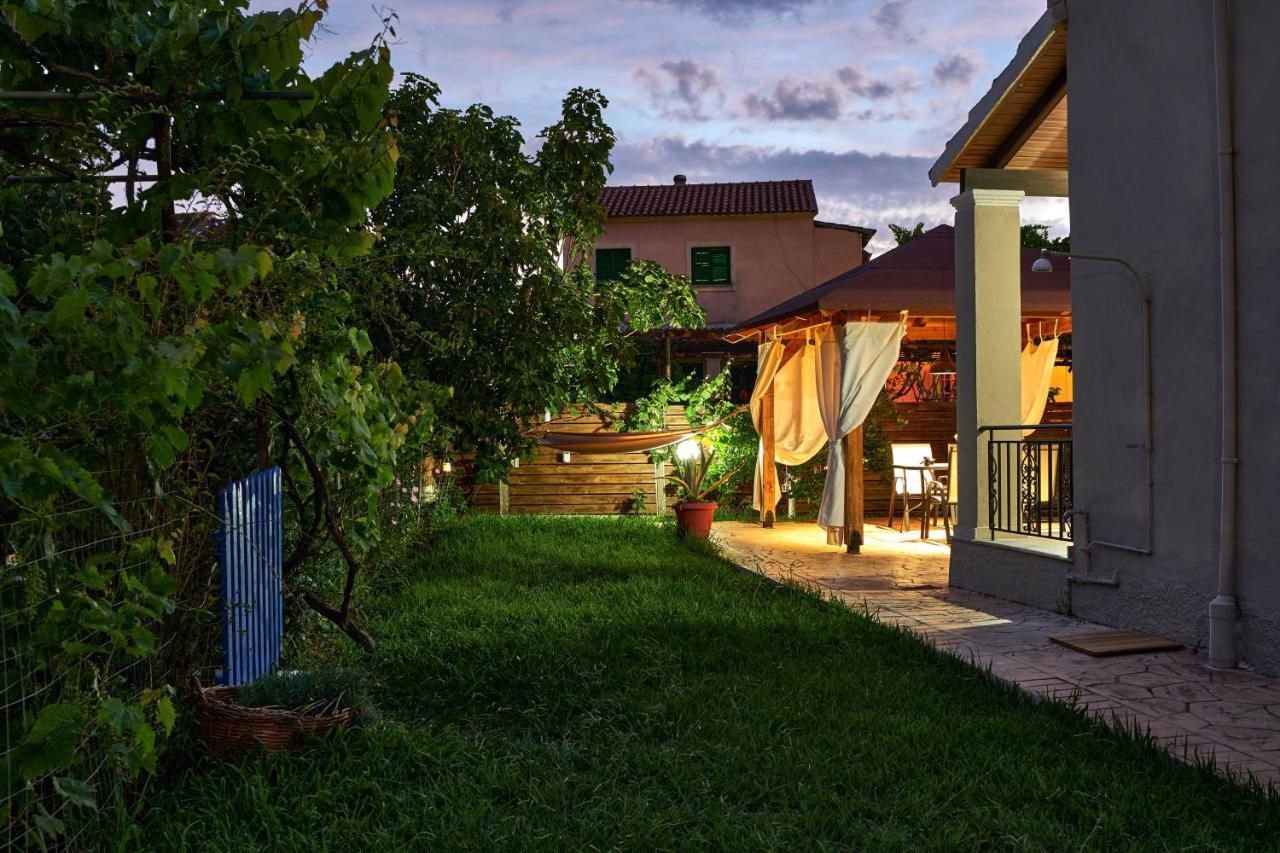 Villa Doreta Roda  Dış mekan fotoğraf